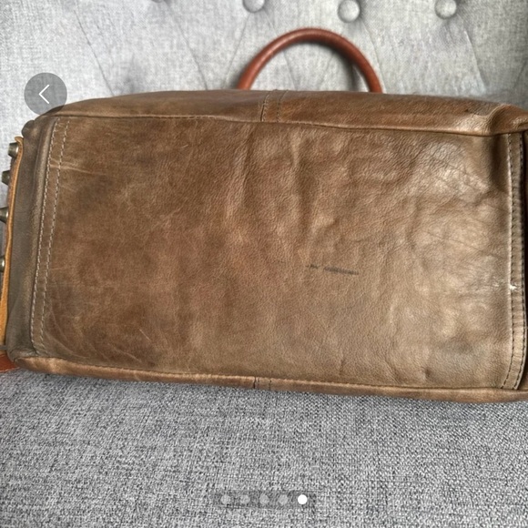 FRYE  Leather satchel in great shape - Picture 5 of 5